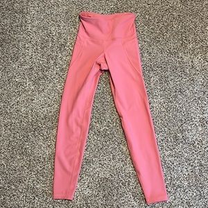 Women’s pink leggings